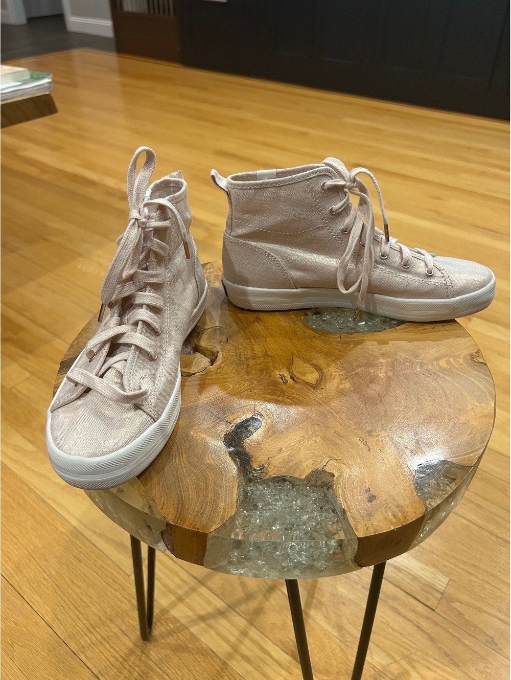 Keds Women's High Top Canvas Sneakers Size 6 Light Pink Sparkly